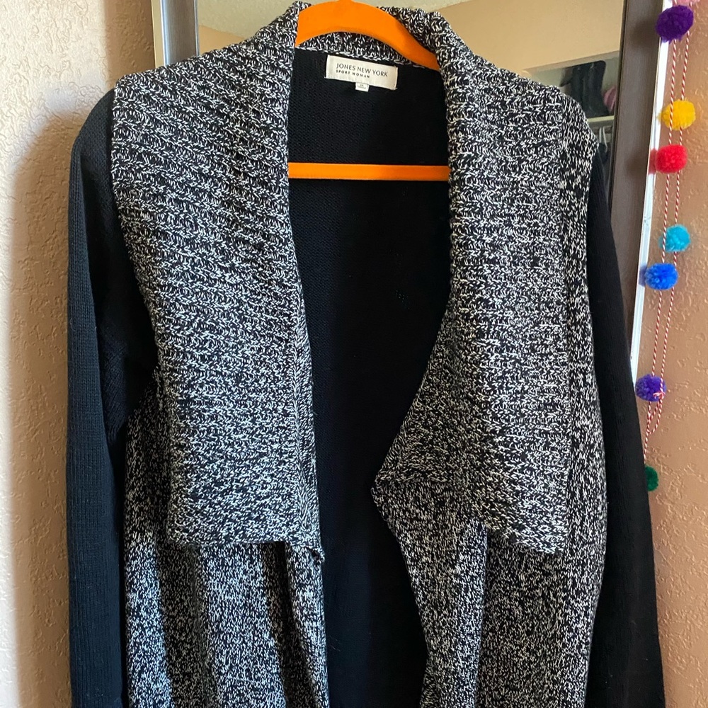 Like new women’s mixed marble sweater